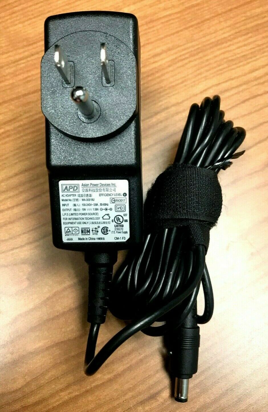NEW APD WA-30B19U Charger 19V 1.58A 30W Laptop AC Adapter FOR Dell C830M Inspiron - Click Image to Close
